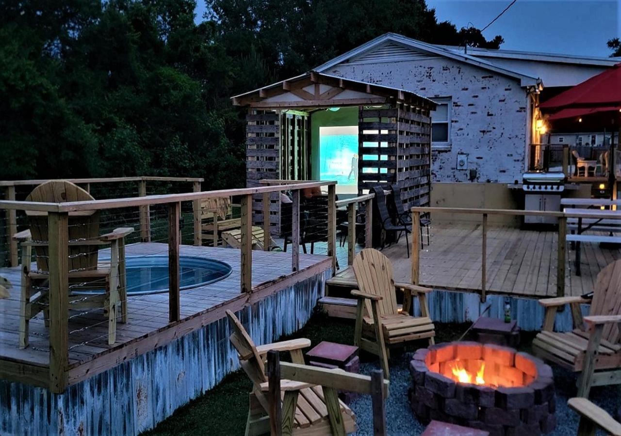 Carolyn'S Lighthouse Topsail Island Sneads Ferry 外观 照片